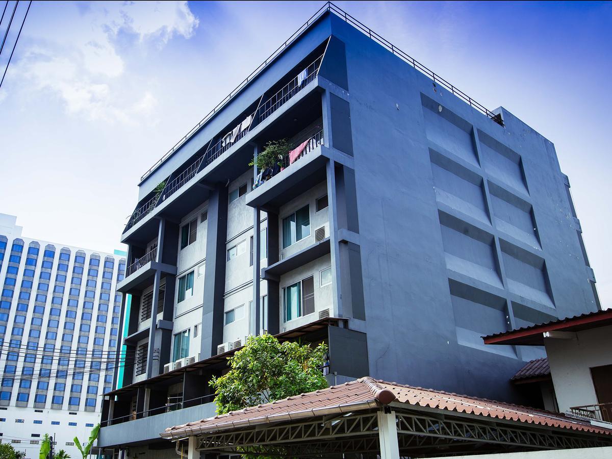 Auberge de jeunesse Five Stars Ratchada 19 à Bangkok Extérieur photo